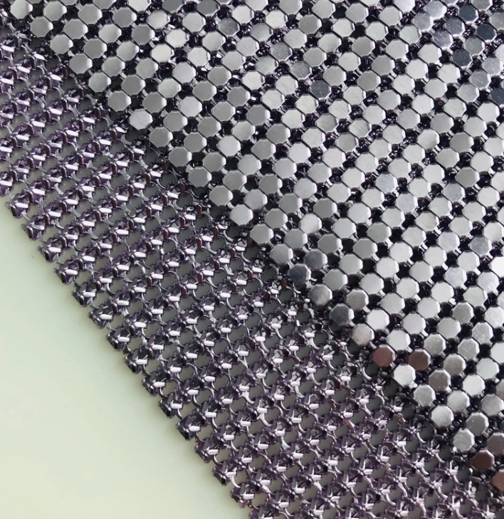 Continuous Rainbow Yellow Chainmail Metallic Fabric for Curtain Clothes