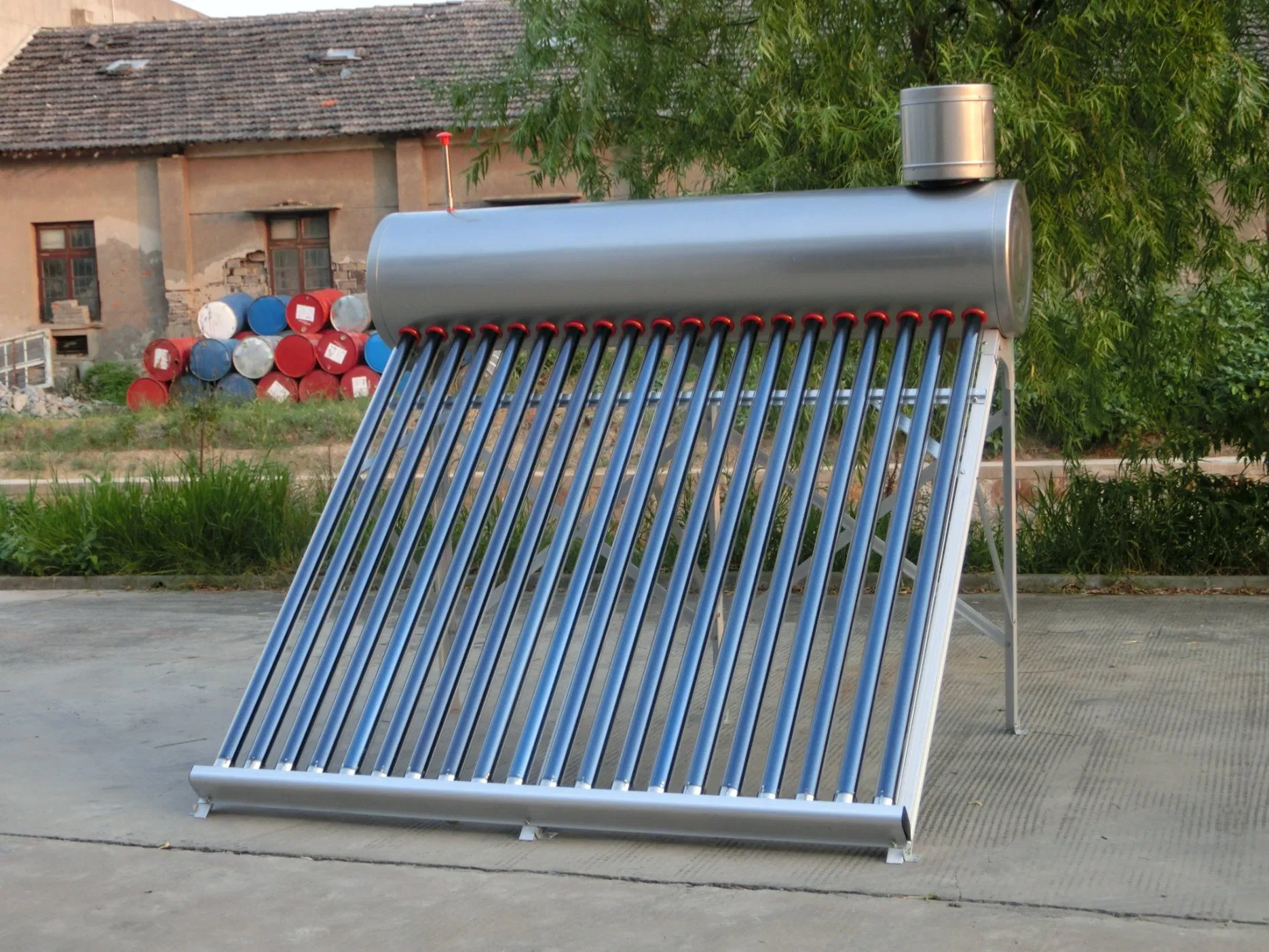 Low Pressure Economic Solution Solar Water Heater