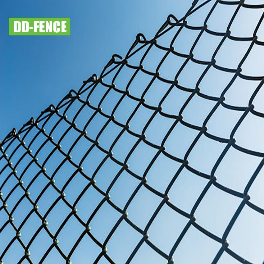 Galvanized PVC Coated Wire Mesh Diamond Hole Security Cyclone Fence Chain Link Fencing for Playground Garden Railway