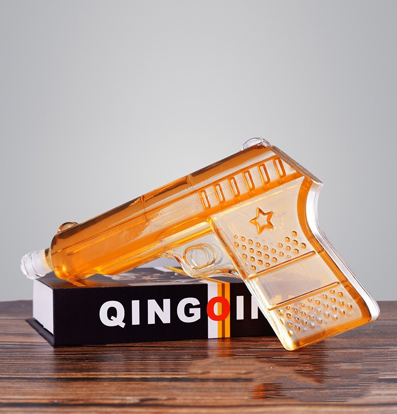 Pistol Shaped Create Handmade Unique Shaped Fancy Liquor Whiskey Wine Glass Bottles Gun Shaped Glass Bottles