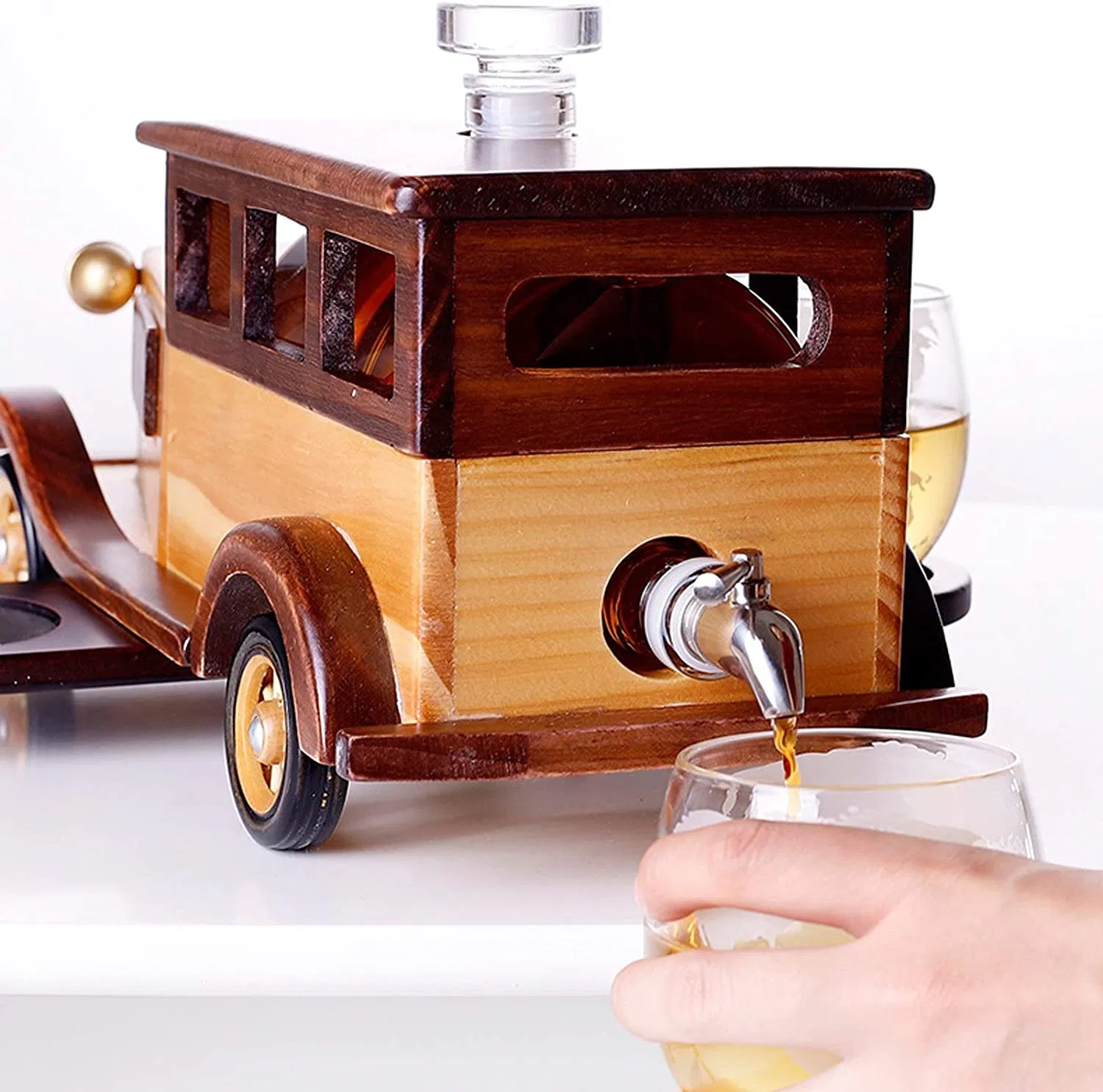 Old Fashioned Car Classic Whiskey Decanter Set Whiskey Tumbler with Stainless Spigot