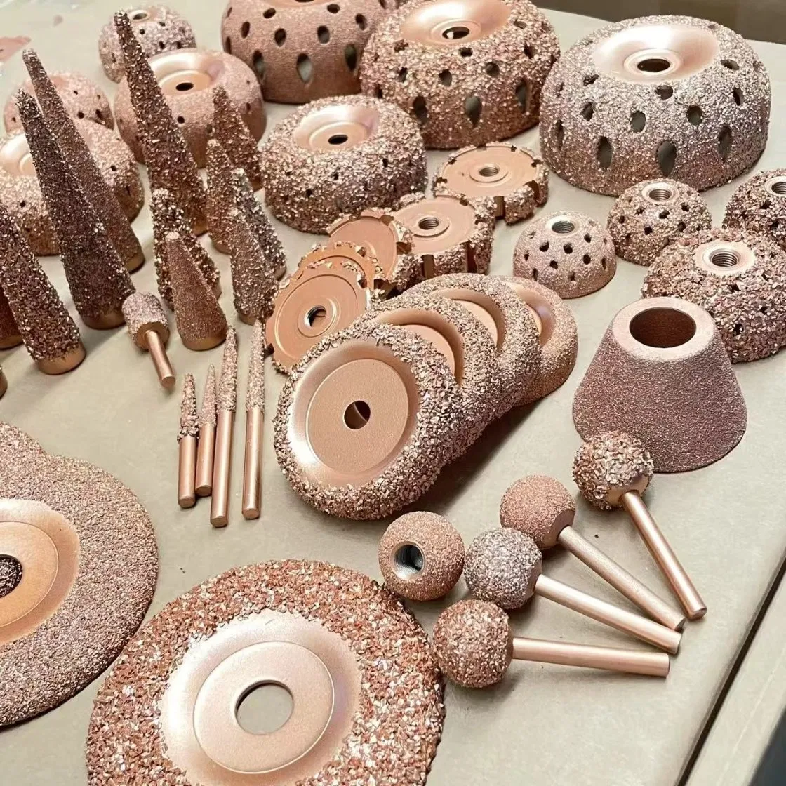 Абразивный круг из вольфрамовой стали 18*38 мм для шин