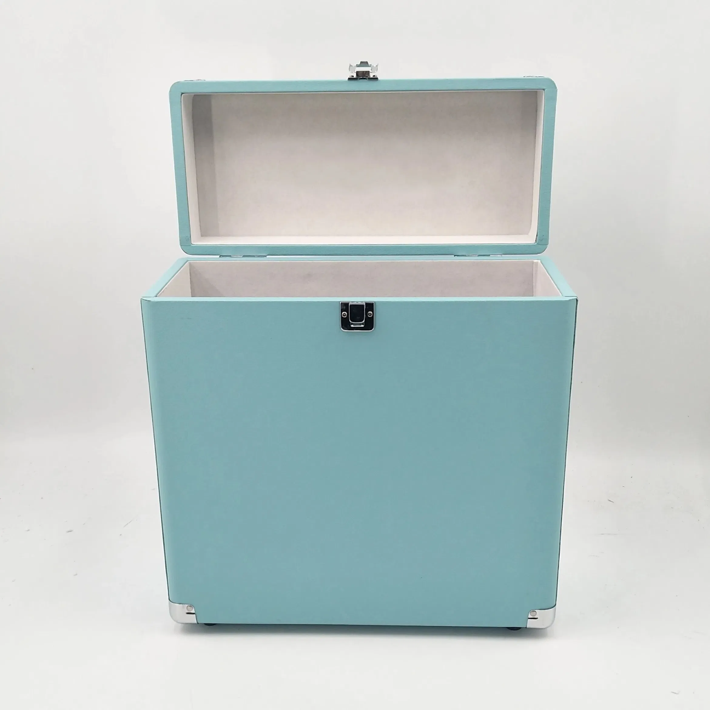 Durable Leather Suitcase for Organizing Your Vinyl Record Collection