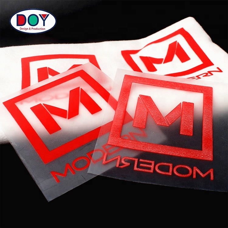 Наклейки силиконовые термо 3D с логотипом для одежды