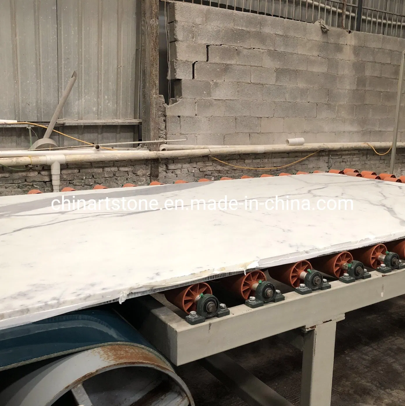 Italy Calacatta White Marble with Honey-Comb Aluminum for Wall and Floor Tile