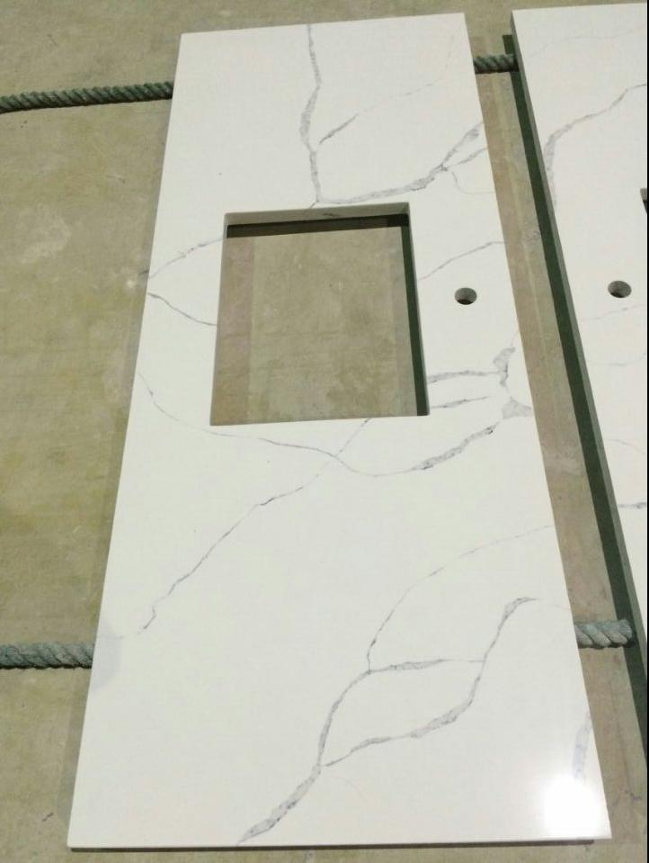 White Calacatta Quartz Stone