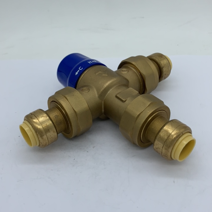 Hpt09 Quick-Push Cupc Certificated Thermostatic Mixing Valve, Tempering Valve