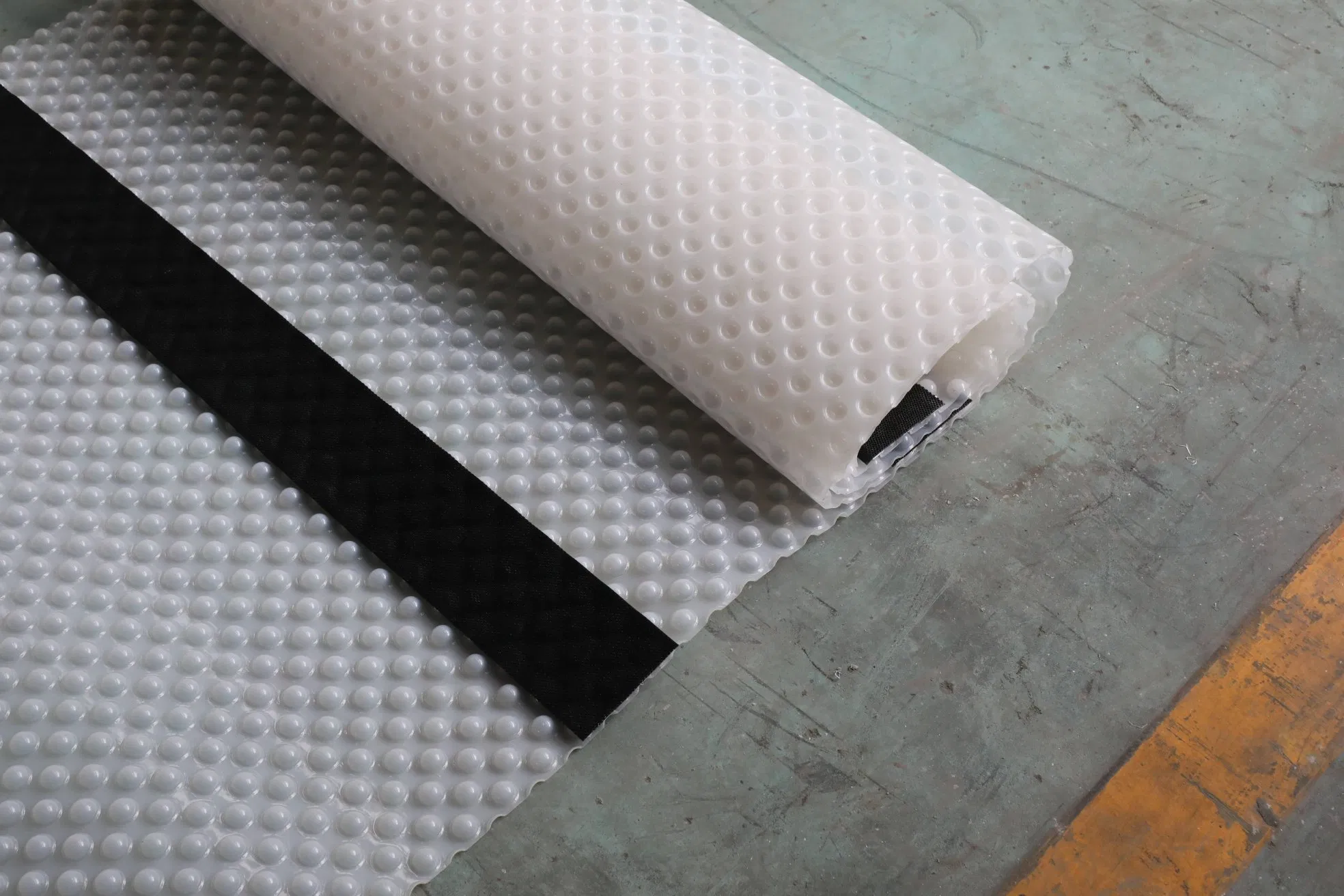PE Self-Adhesive Dimple Drainage Board Dimple Board for Wall Drainage Dimple Mat for Foundation Wall