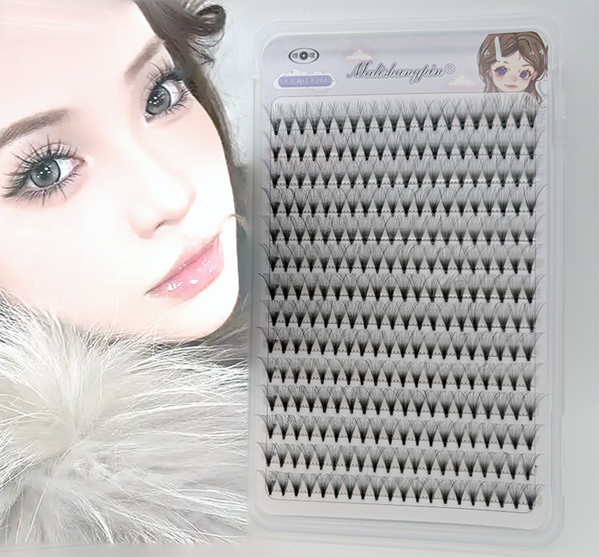 Luxurious 20p 14mm Eyelashes in Elegant Gift Box