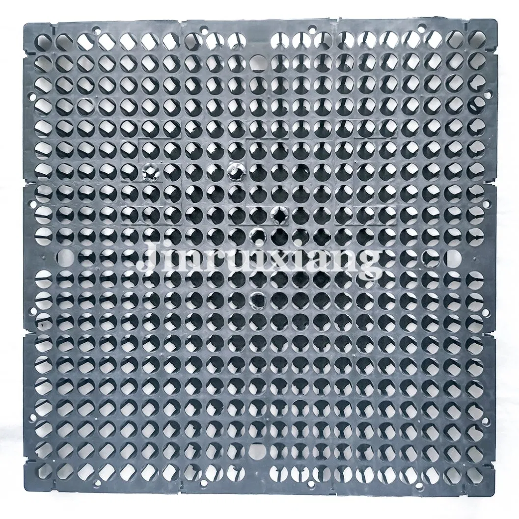 High Quality Channel Plastic Landscaping 500X500mm Drainage Board Cell Cage Produce for Roofing Garden