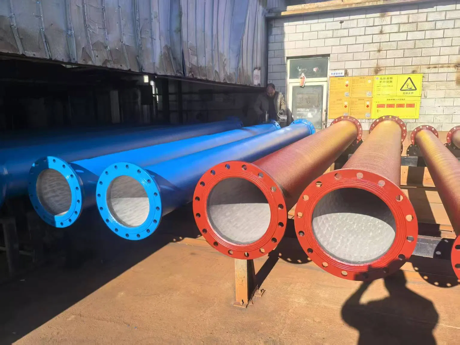 ISO2531 En545 Pn16 Welded Double Flanged Ductile Iron Pipe Red Epoxy Coated
