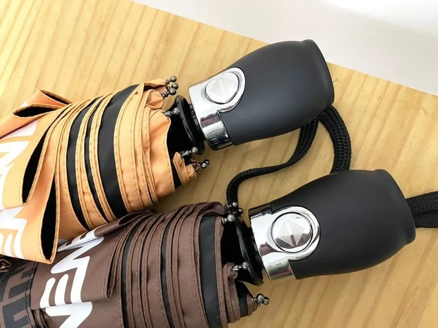 Designer Umbrellas Men Women Letter Printed Automatic Folding Luxury Sunshade Umbrella