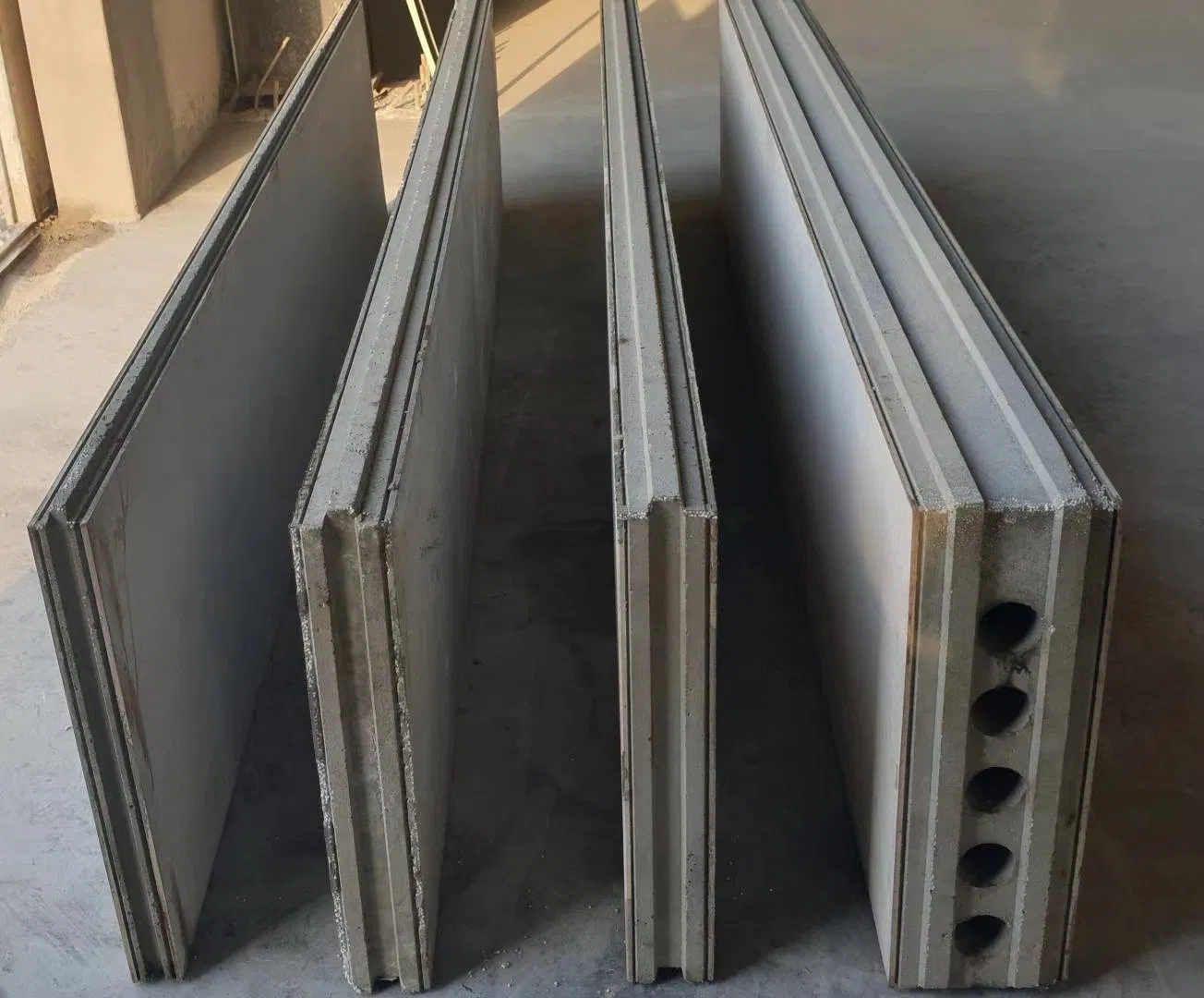 Fiber Cement Sheet for EPS Sandwich Panel 610X2270/610X2440/610X3000/600X3000/1200X3000 100% Non-Asbestos Autoclaved Fireproof Waterproof Square Edge Tapered