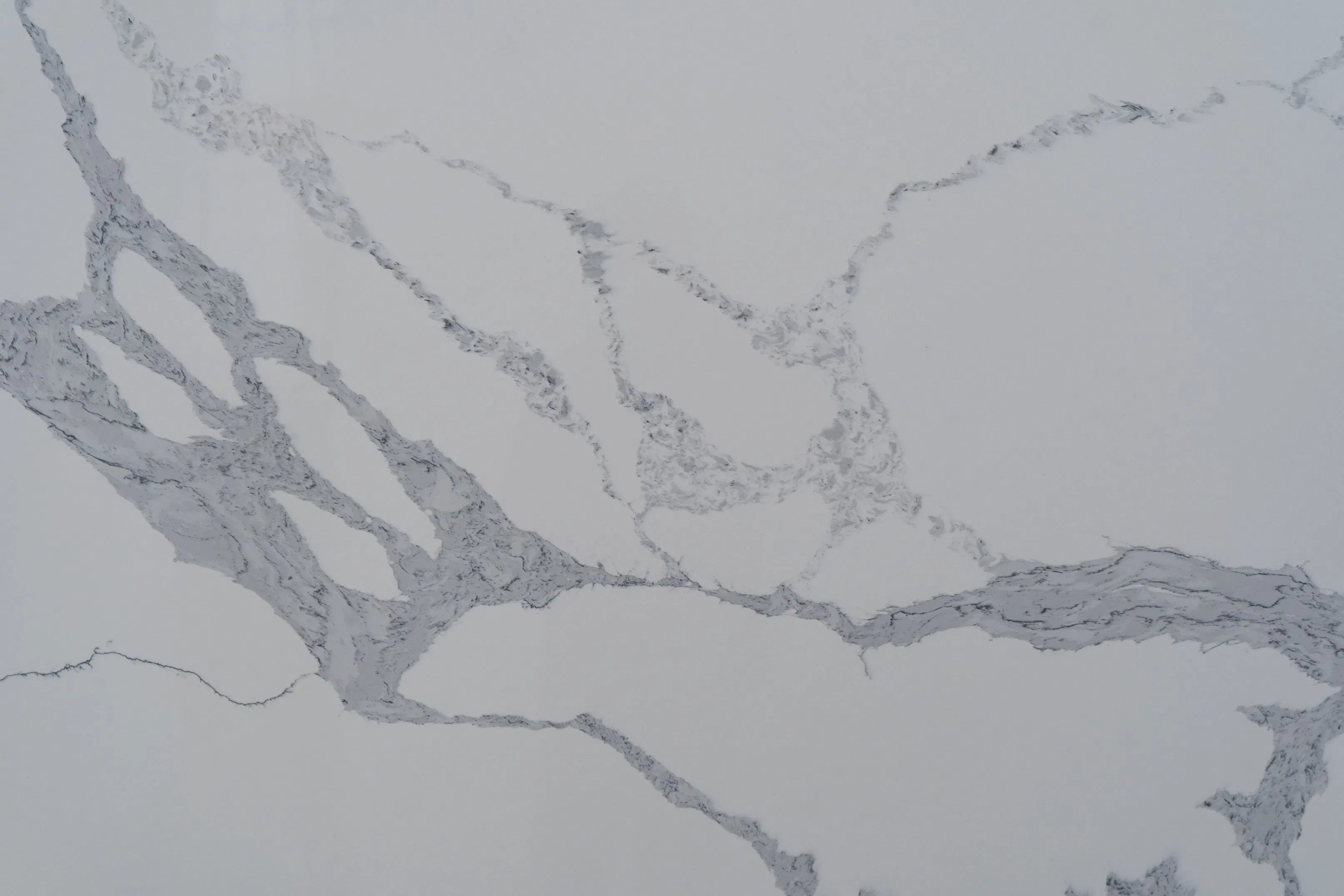 Customized Artificial Calacatta White 15 18 20 30 mm Thick Quartz Stone Slab Cuarzo Lamina