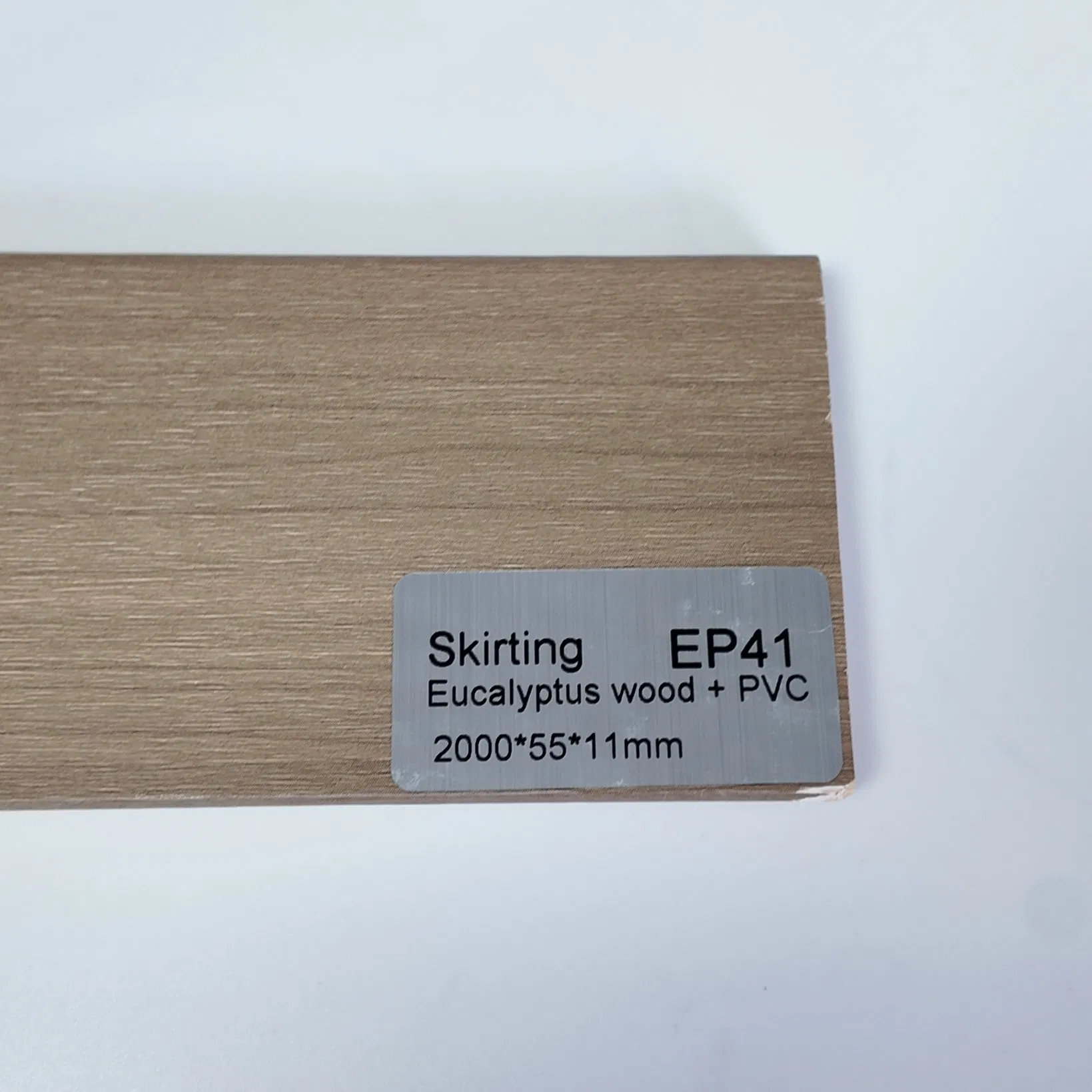 Chic Baseboard Trim Choices for Upscale Residential Spaces