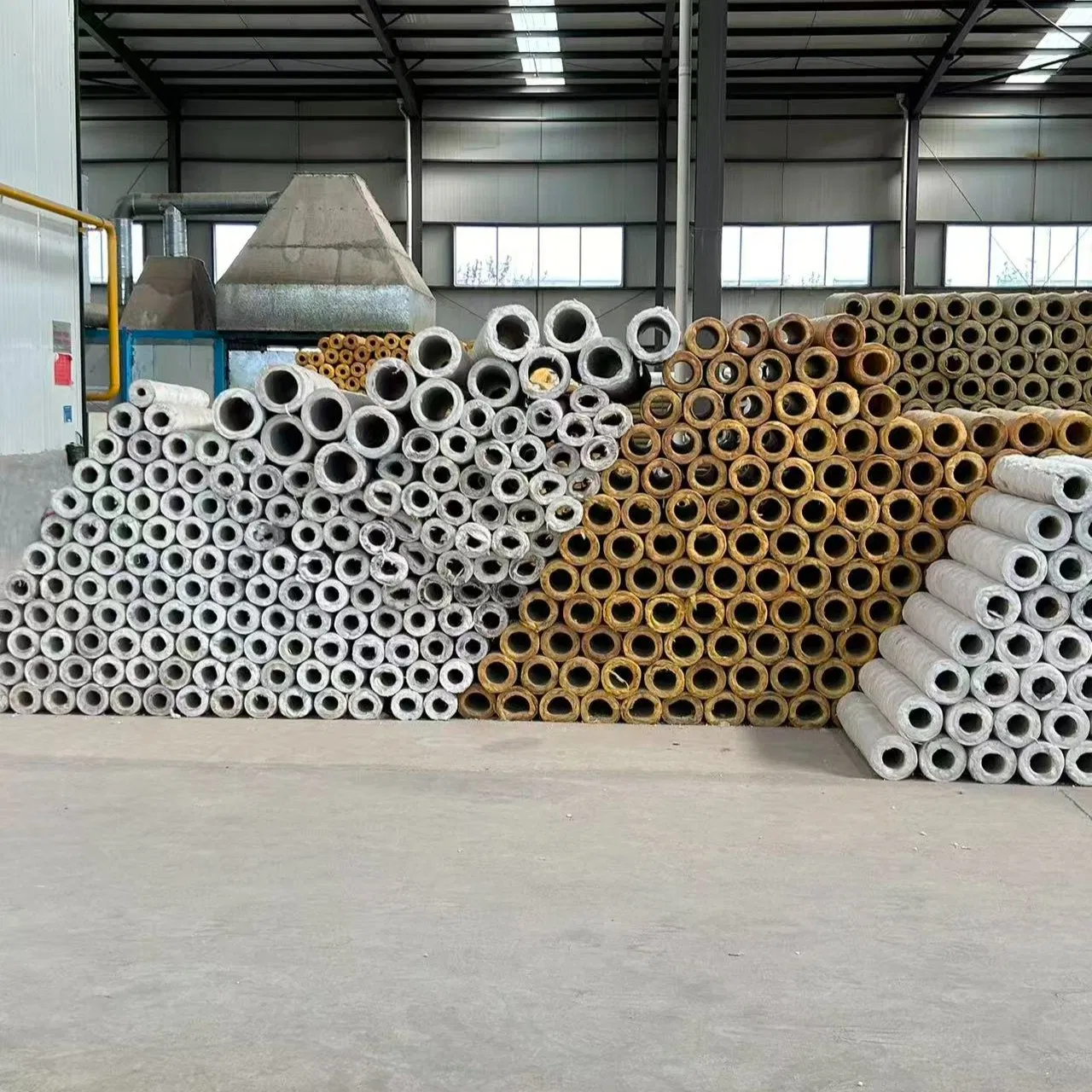 Manufacturers Direct Sales of Low Thermal Conductivity Aluminum Silicate Insulation Ceramic Insulation Pipe