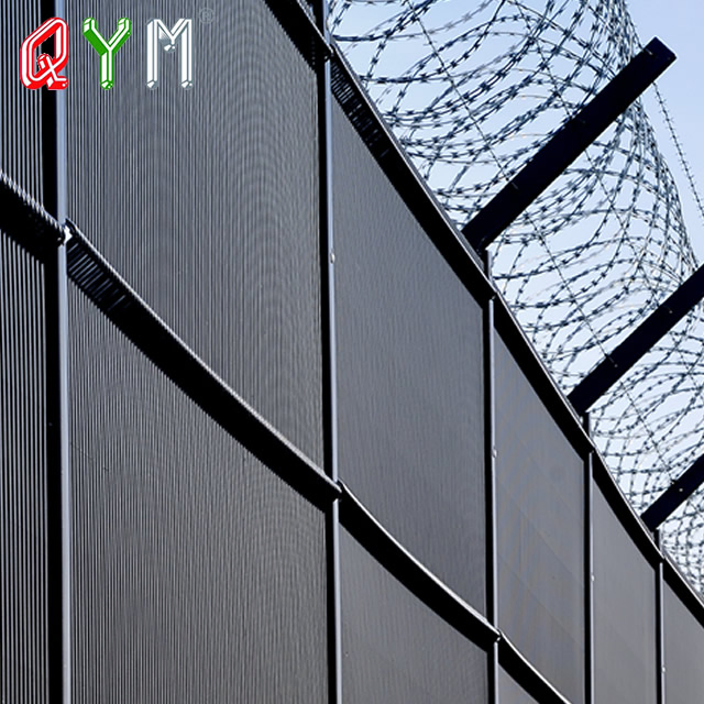 Galvanized Chain Link Airport Fence Steel Wire Prison Mesh Security Fence