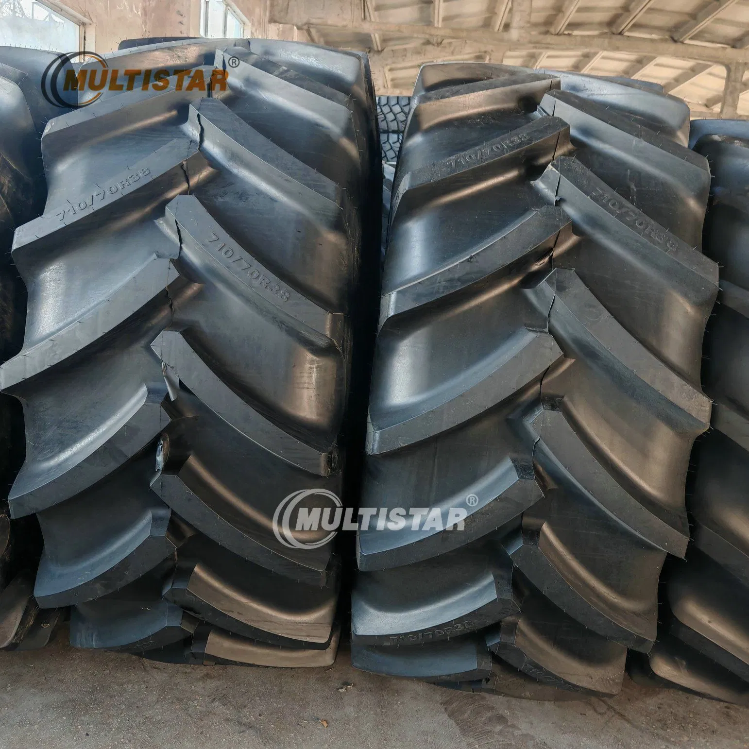 Шина для уборочного трактора R1 18.4-30 / 710/70R38 / 360/70R24 / 380/70R24 / 420/70R24 / 480/70R24