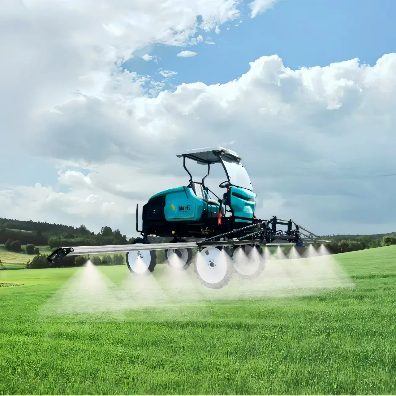 Самоходный штанговый опрыскиватель YUHE 600 л