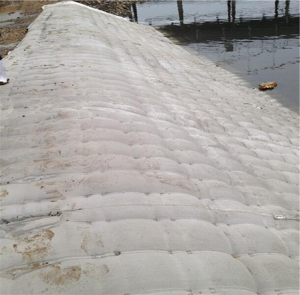 Factory Direct Sales Geovance Cement Mattress Geotextile Concrete Mattress Fabriform Customized for Revetment