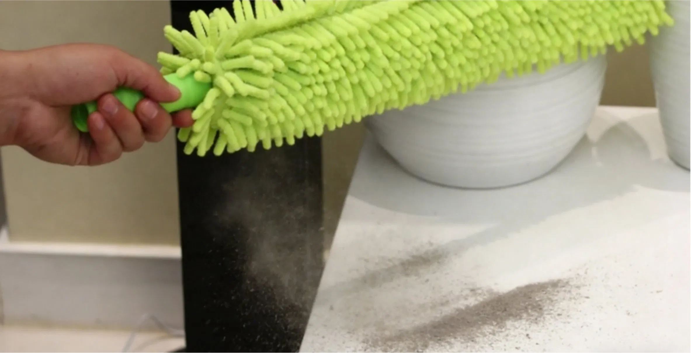 High Absorbency Chenille Duster Reusable Green Cleaning Tool for Furniture, Countertops & Electronics