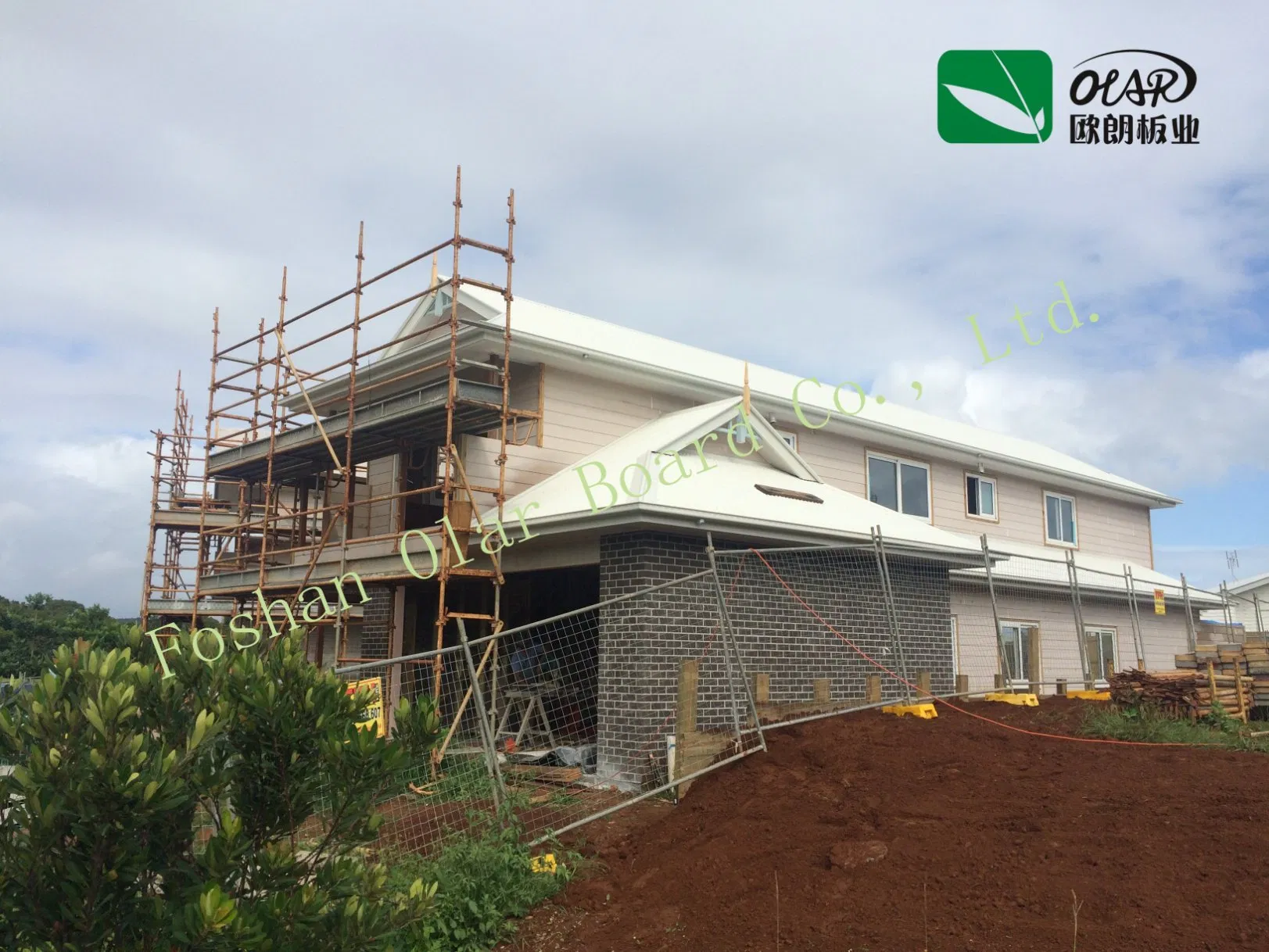 Environmental Friendly 100% Non Asbesto Fiber Cement Facade Board