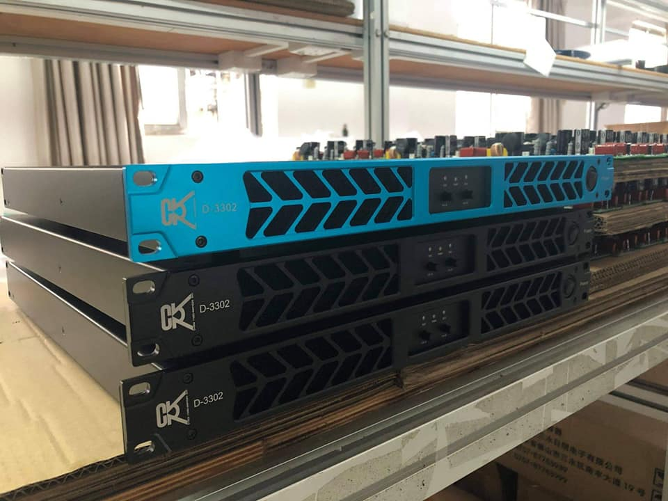D3302 Cvr Professional New High Power 3300W 2 Channels Amplifier