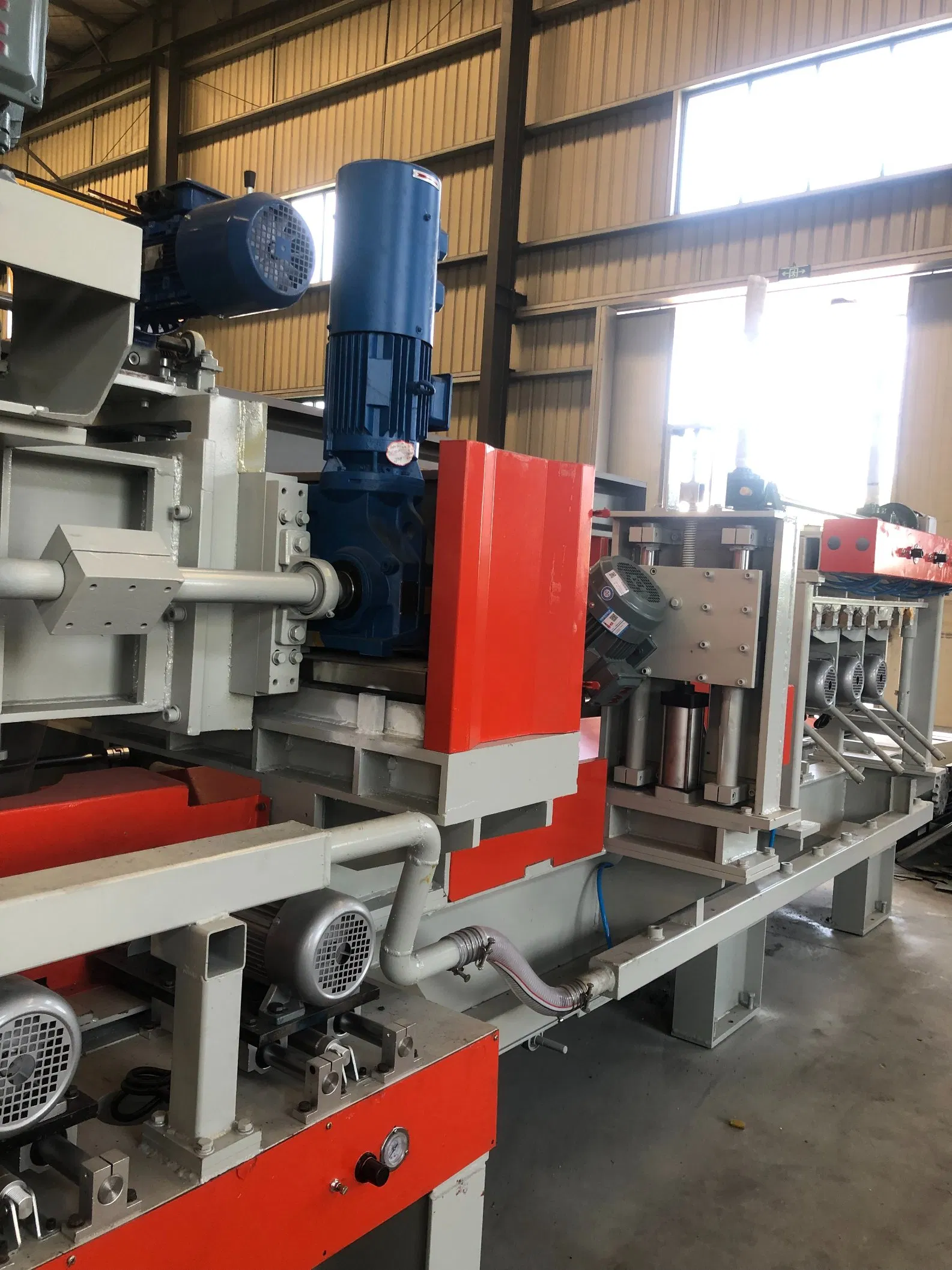 Non-Stop Operation High-Efficiency 21-Heads Curbstone Kerbstone Continuous Linear Polishing Machine