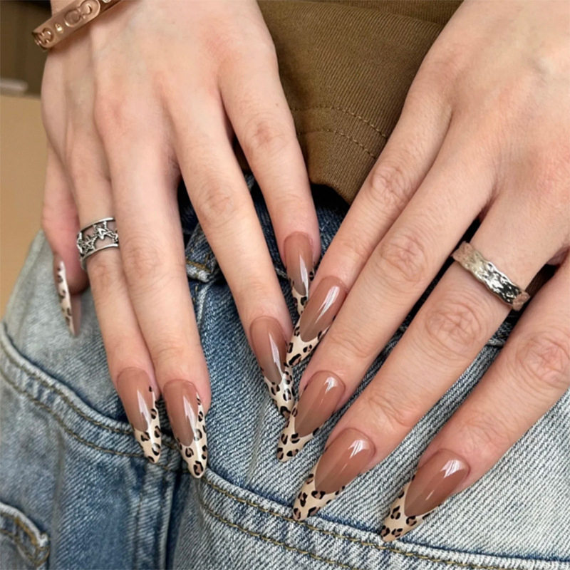 Press on Nails Wearable Nail Art Nail Pieces Wholesale Short Almond Nails False Nails French Leopard Print Nail Sheets