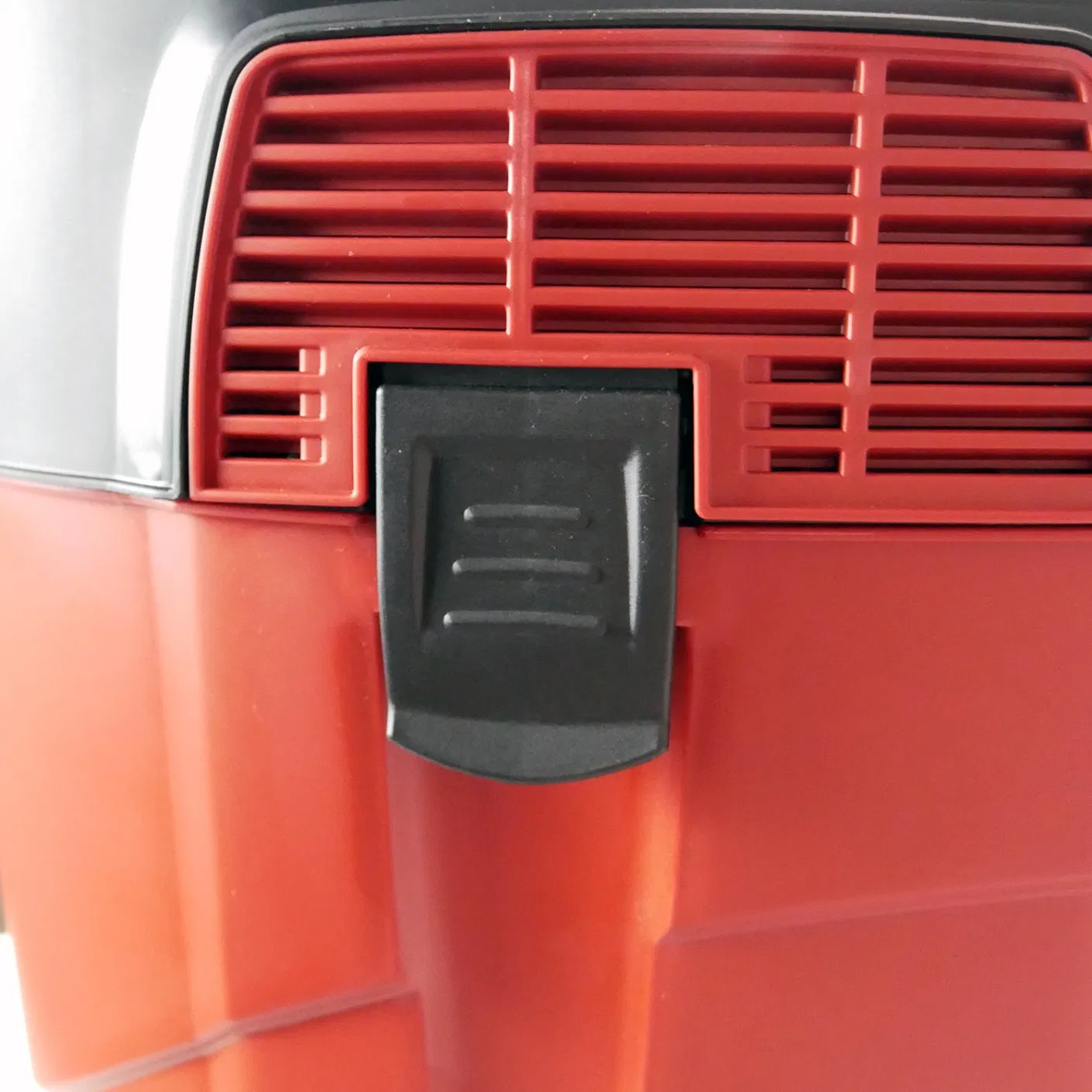 Heavy-Duty 30L Wet Dry Vacuum Cleaner for Industrial Cleaning