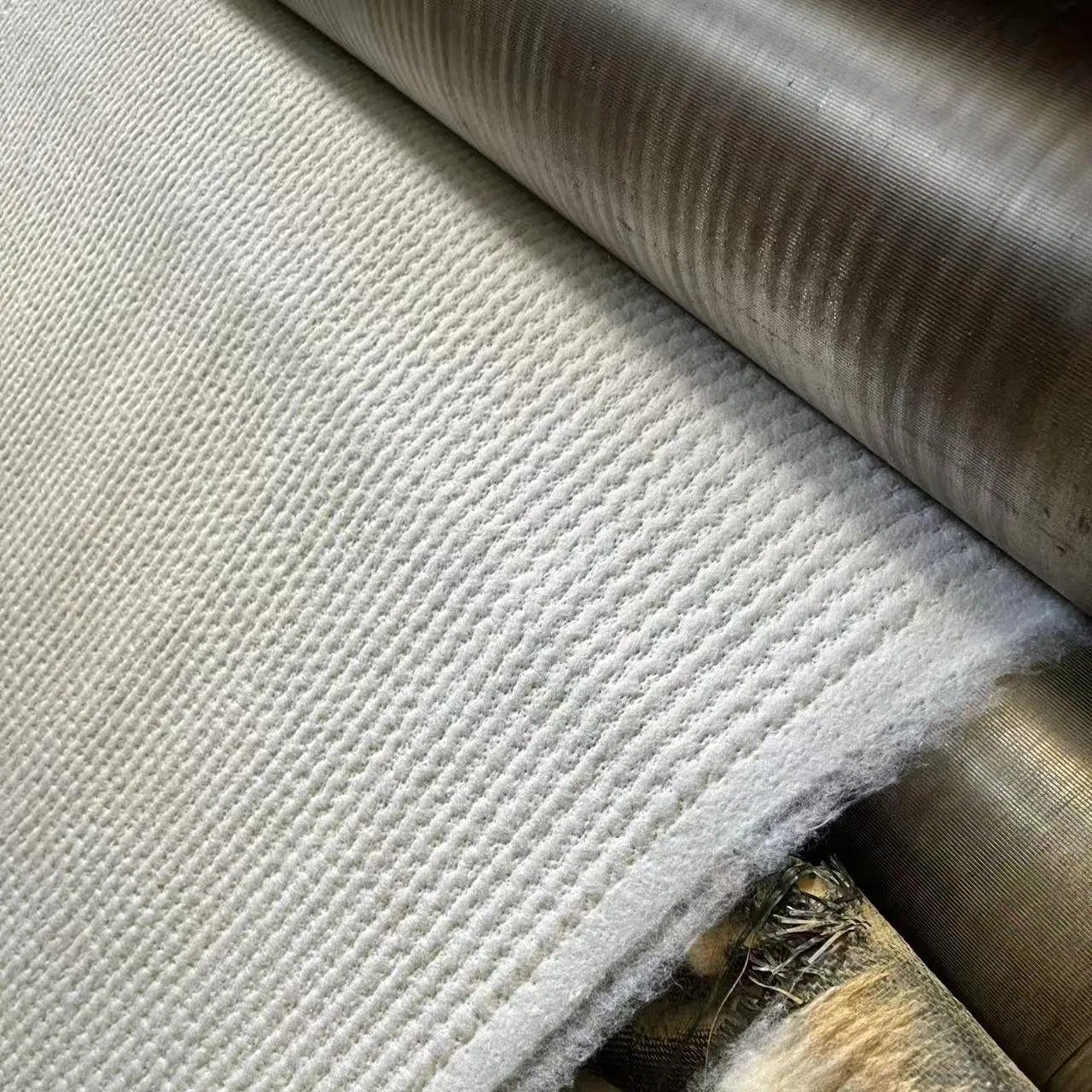 needle punched sodium bentonite geosynthetic clay liner for water conservancy isolation