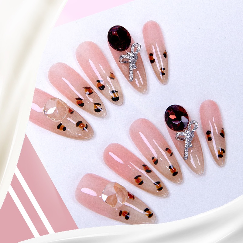 Chic Leopard Print Press-on Nails with Gemstone Bowknot