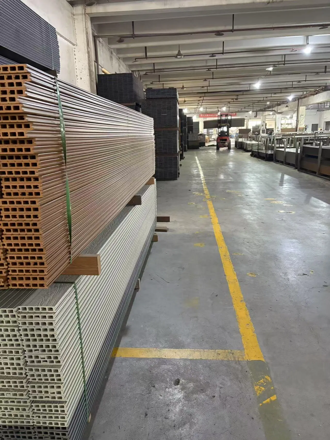 Ocox WPC Accessories Decorative Stirp Flat Trim Edge Banding Outdoor Flooring Corner Decking Edge Covering L Trim