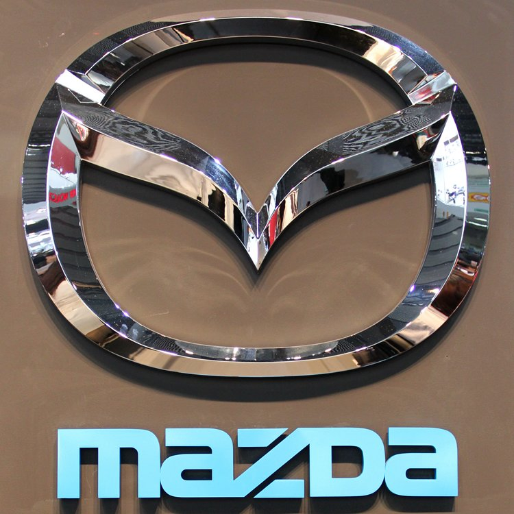 Indoor Vacuum Forming Chrome Coating LED Car Dealership Sign