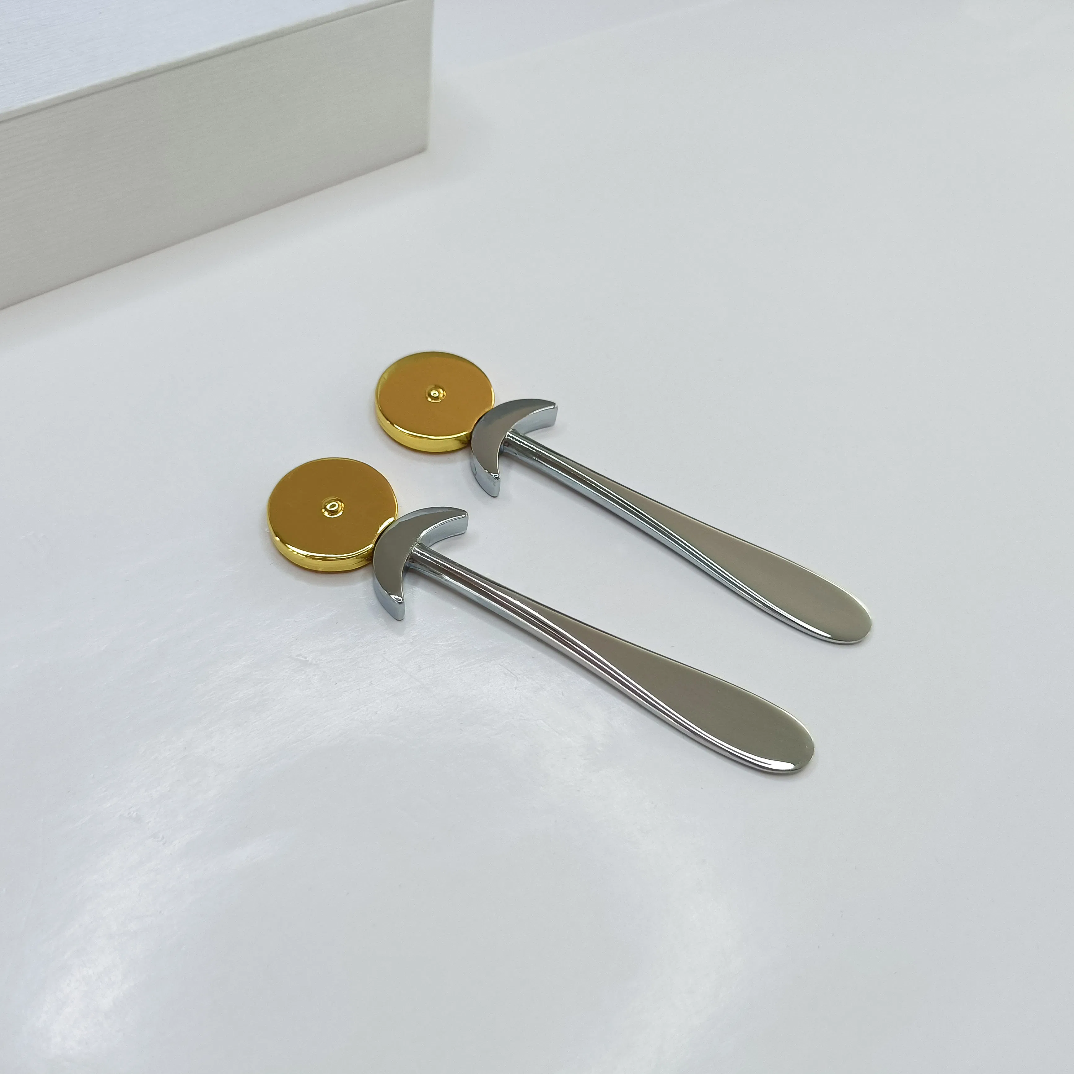 Custom Small Facial Spatula for Eye Cream Application