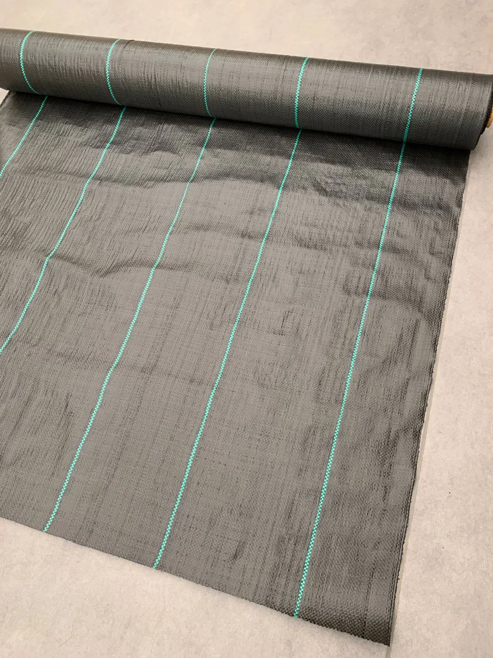 High Quality PP Woven Geotextile Anti UV Plastic Weed Control Mat for Agricultural
