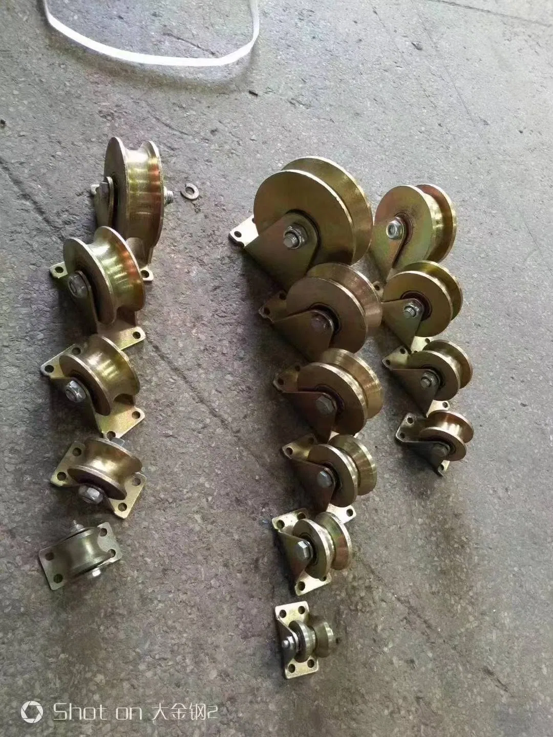 Groove Wheels with Bearings Color Zinc Track Wheel 50mm 60mm Diameter Sliding Gate Roller