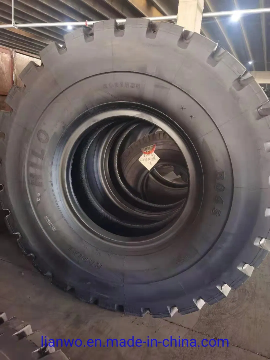 2100R35 Lianwo Radial Tyre for Rigid Dump Truck TR50 TR60
