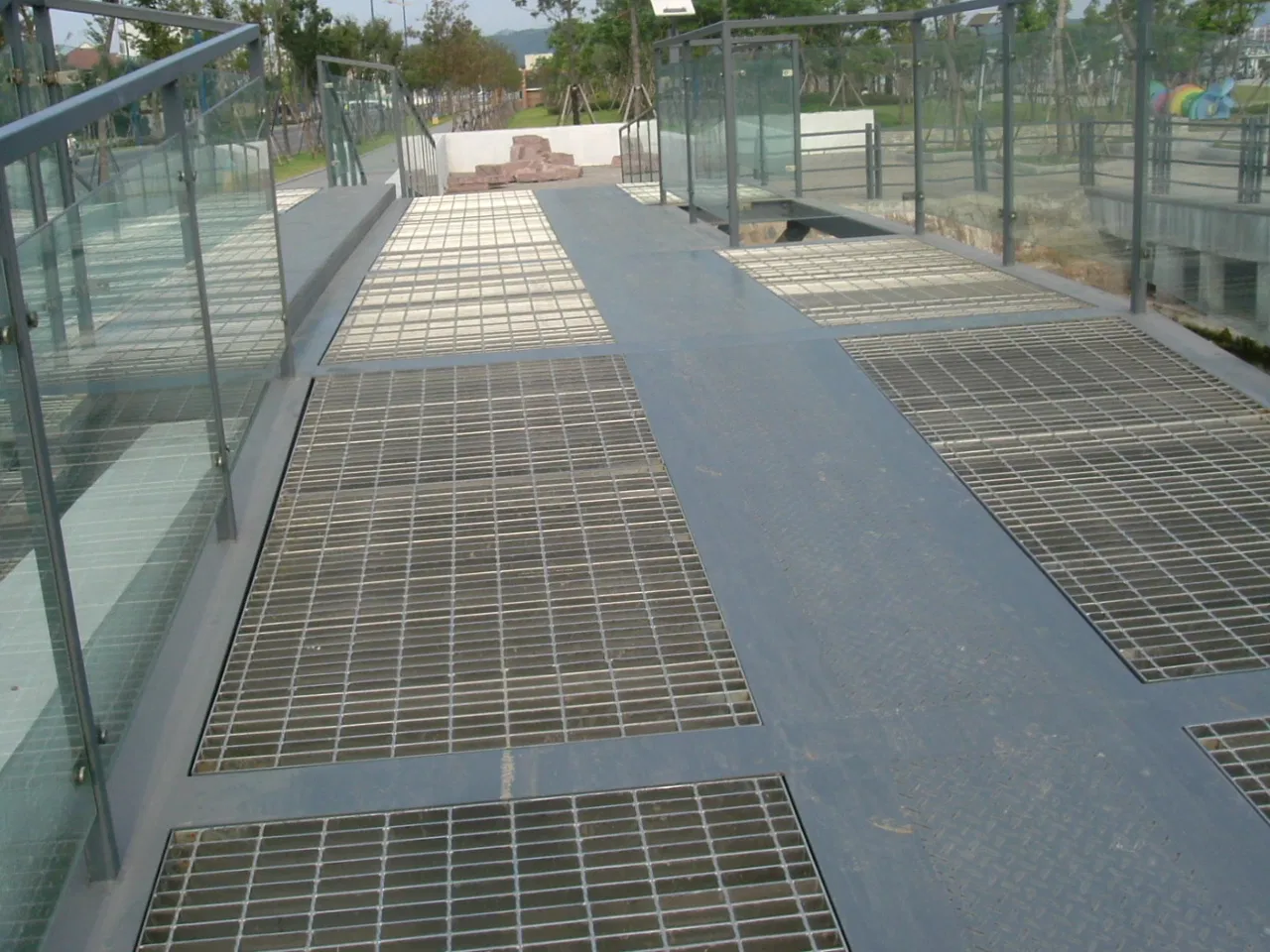 Heel Guard Mini Mesh Plain Stainless Steel Bar Grating with Passivation Finish