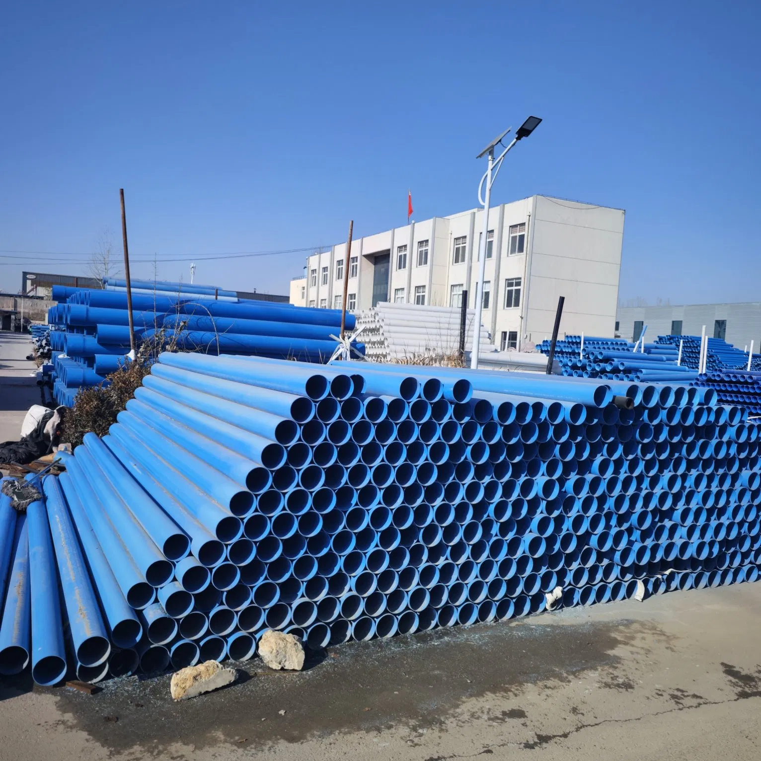 Труба UPVC синяя DN 125 мм для скважин и бурения