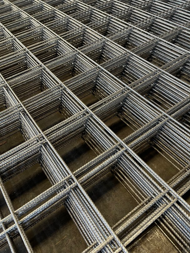 Galvanized Industrial Mesh Roll 50m for Construction Site Security Welded Wire Mesh