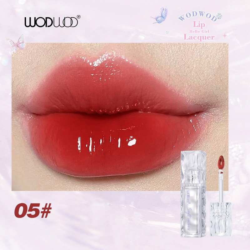 Wholesale Customization Full Coverage Rich Color Easy Glide Application Balyna Hydrating Comfortable Lip Gloss