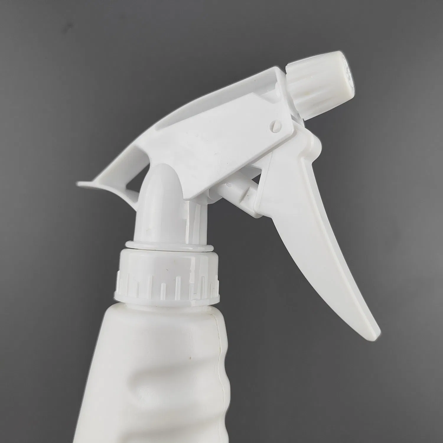 All White Nice Quality a Strong Trigger Sprayer for Glass Clean with Low Price
