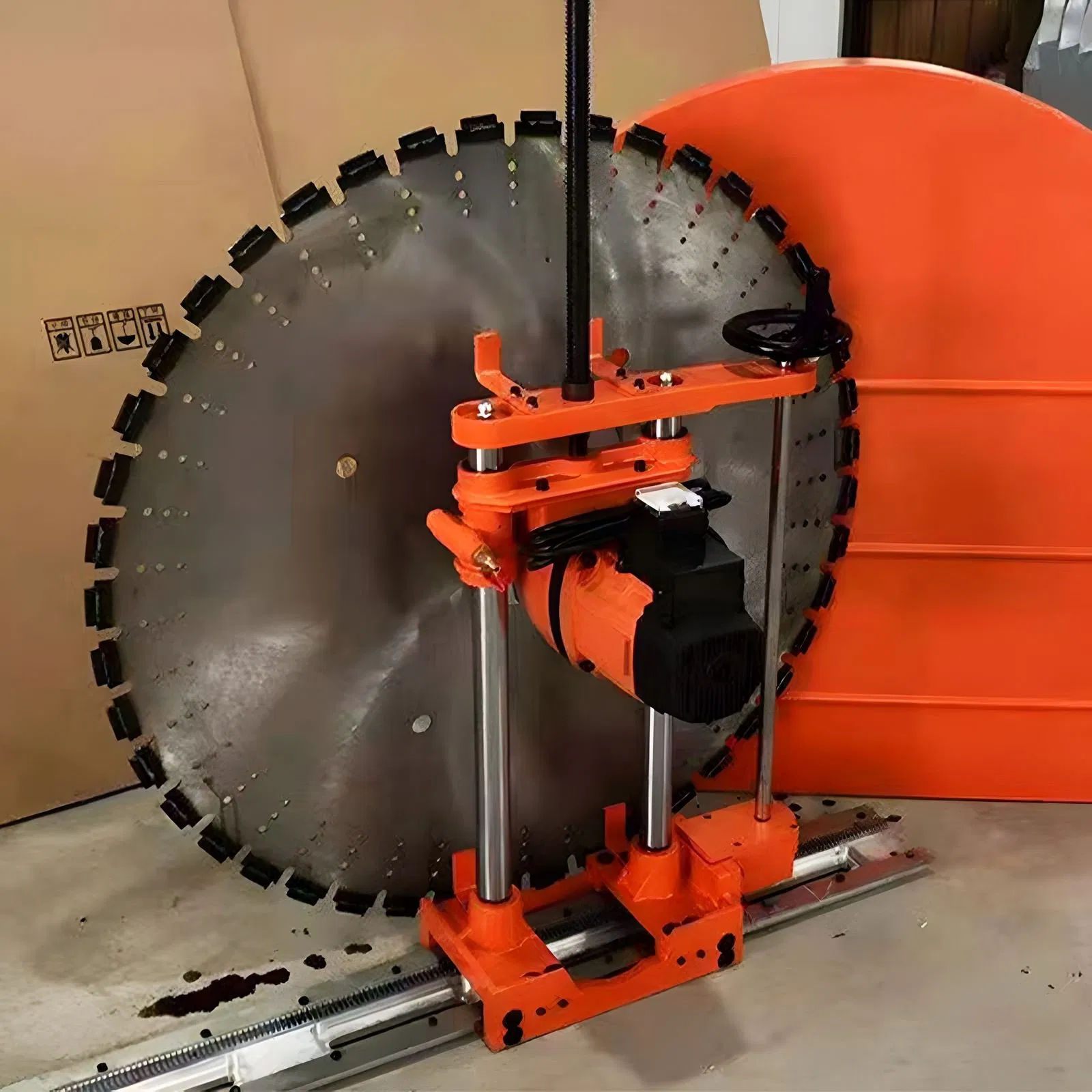 Large Size 400mm Mechanical Saw Machinery Hydraulic Wall Concrete Cutting Machine