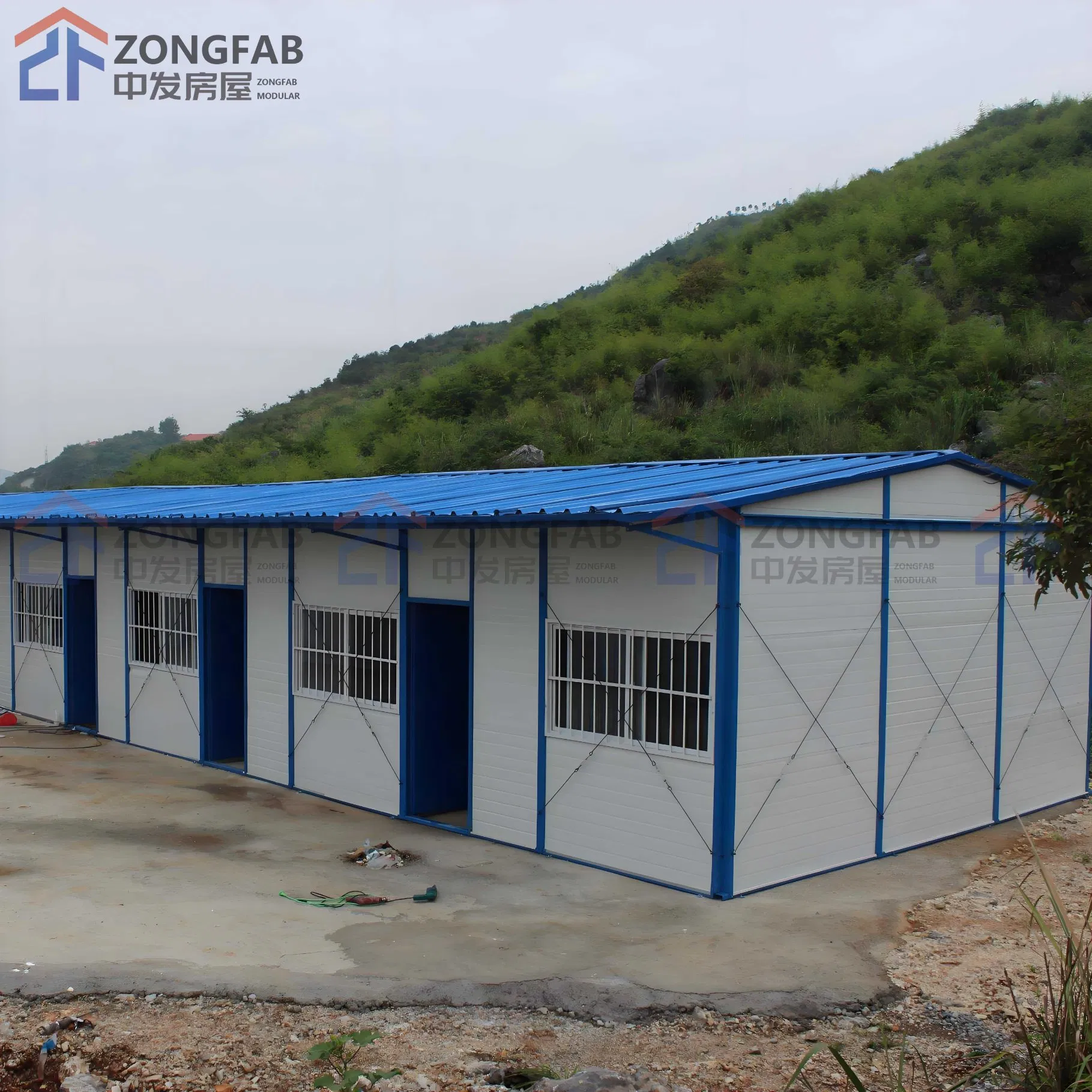 Thermal Insulation Foam Sandwich Panel Board House Resort Temporary Shelter in Disaster Area