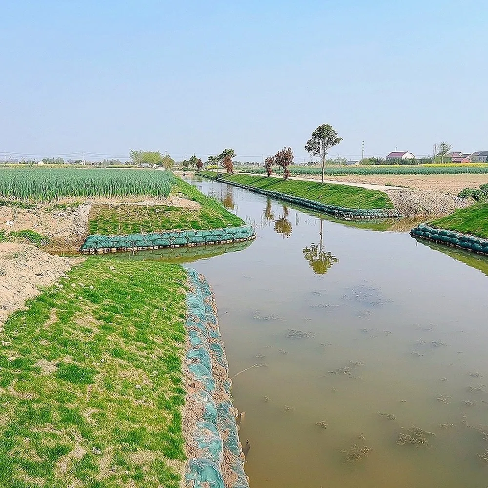 China Manufacturers Geotextile Woven Biodegradable Green Ecological Bag for Retaining Walls