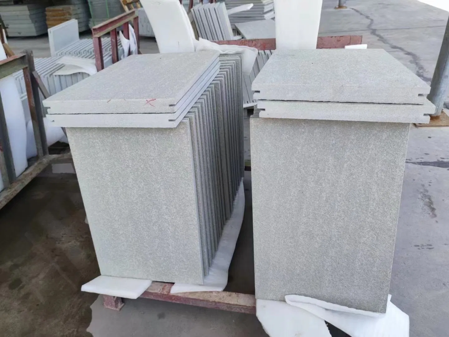 Natural Grey White Sandstone Floor Tile for Outdoor Paving Stone