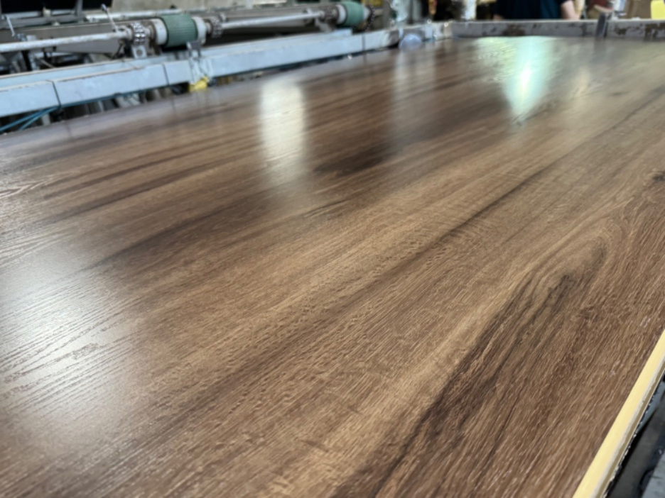 15mm MDF Wood Faced Oak Melamine Plywood Fiberboard for Furniture Decorative and Cabinets Wardrobe