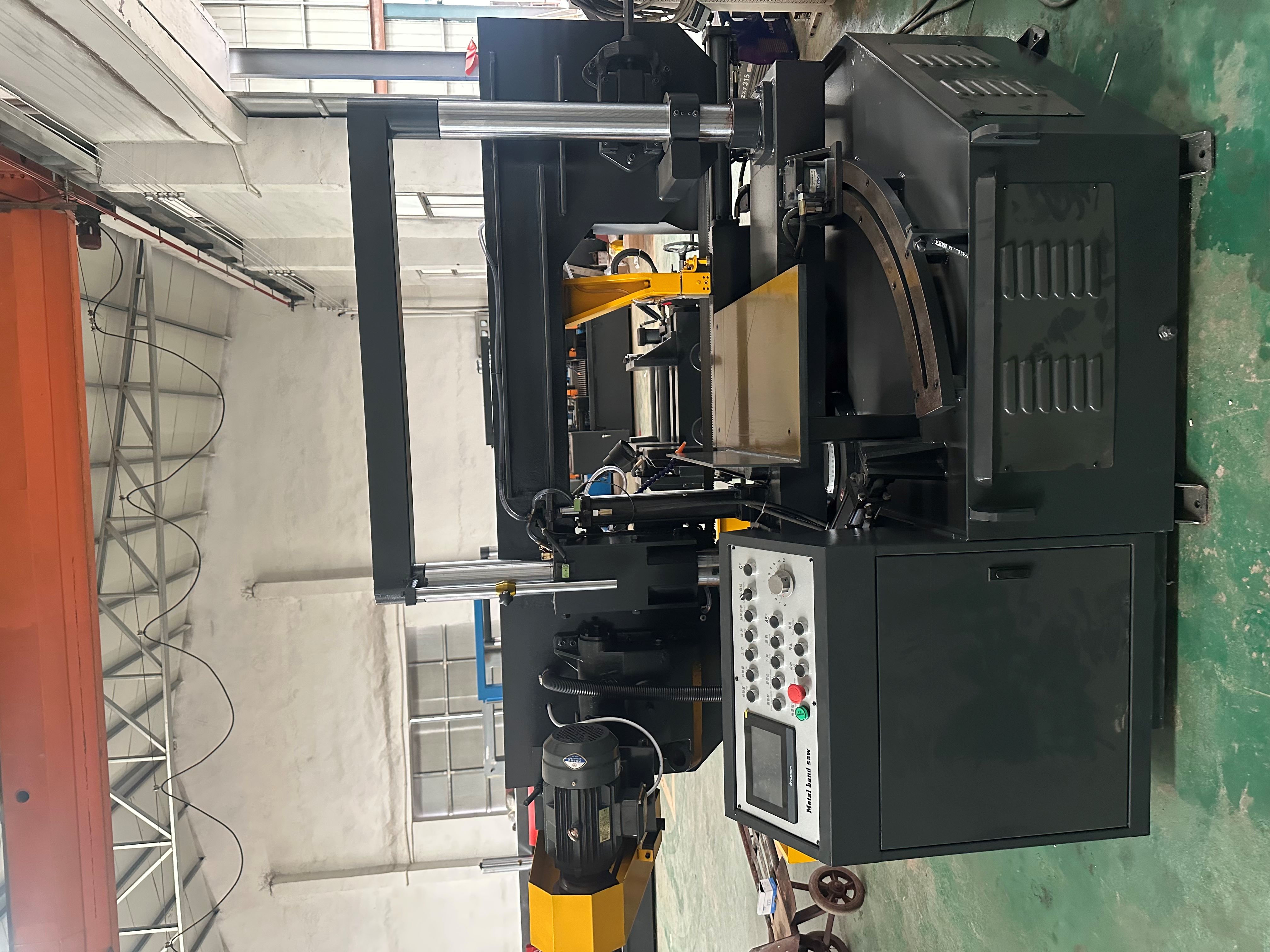 Станок ленточнопильный автоматический по металлу GZ4232