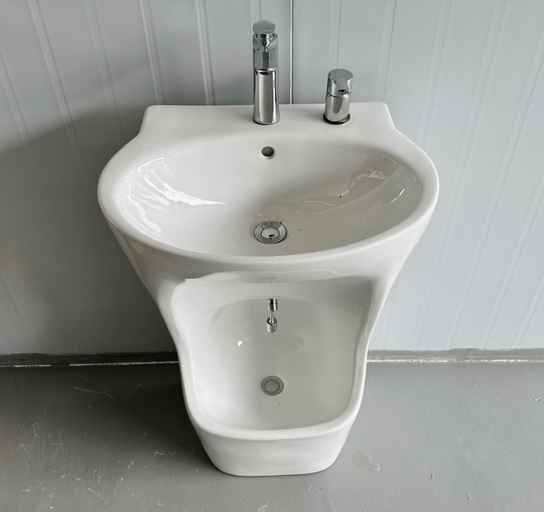 Middle East Muslim Foot Wash Basin One-Piece Face Wash Feet Ceramic Small Clean Basin